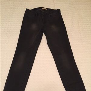 Uniqlo Ultra Stretch Jeans- Dark Grey